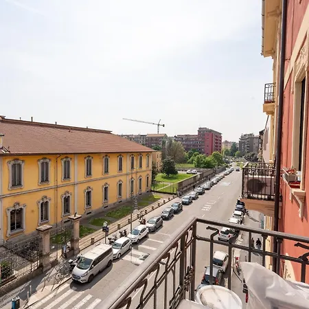 Angolo Di Trivulzio - Center At Your Door Апартаменты