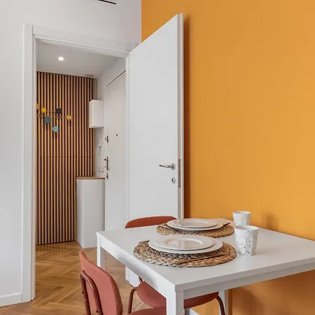 M4 Metro Tolstoj - Cozy With Bathroom - Wifi *