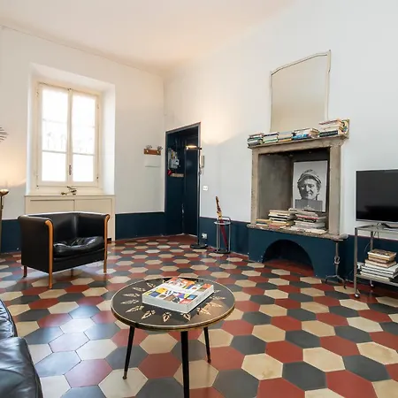 Apartamento Casa Enissa, 20 Min From Duomo - 10 Min From Peace Arch Milán