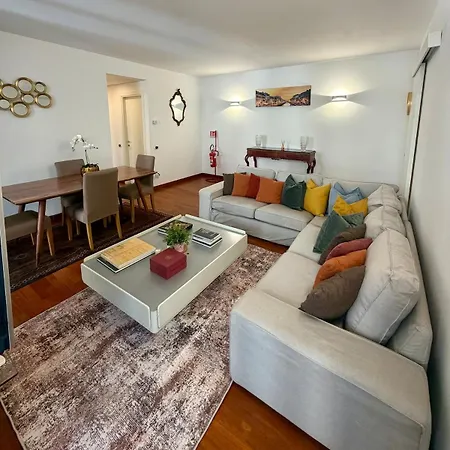 Splendido Trilocale Con Terrazzo In Zona Navigli Milán