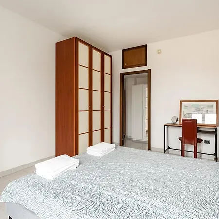 Apartamento La Madonnina -modern In Tortona District