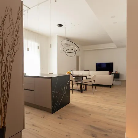 Duomo Luxury - Leo Brothers - Fontana Street 밀라노
