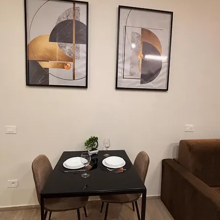 Loft design 50 mt metro M4 I Duomo 10min - WiFi I parcheggio Appartamento