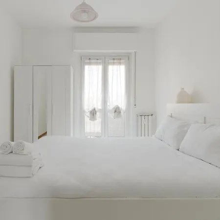 Apartment Guesthost - Cozy X4 Lambrate *