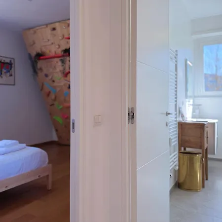 Апартаменты Homeby - The Clover *