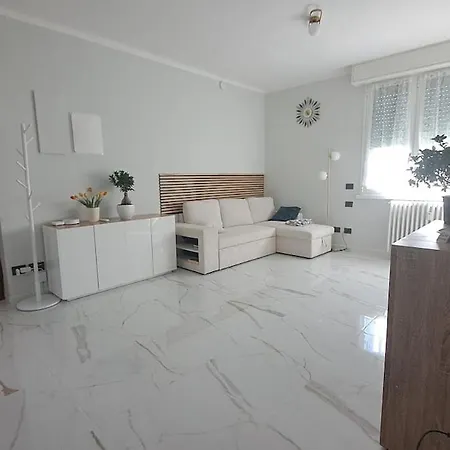 Casa Adelaide New A