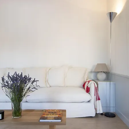 Bright Modern Flat In Centre Apartamento