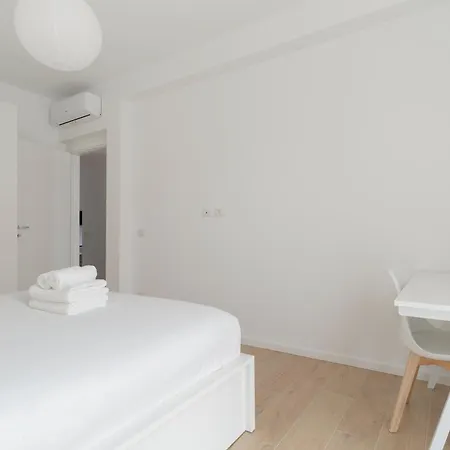 Guesthost - Cozy Flat Forlanini Repetti Mm4