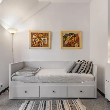 Charming Attic With Terrace - Wi-fi Netflix Milão