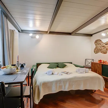 Elegant Loft In Citylife - Wifi - Ac - Happy *