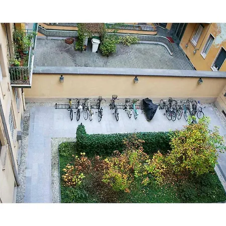 Cozyflat On Metro5 Close To Citylife-arcodellapace