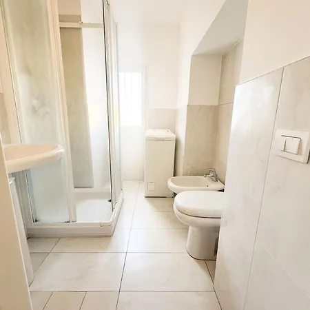 Brera Elegant 5th Floor Flat With Balcony