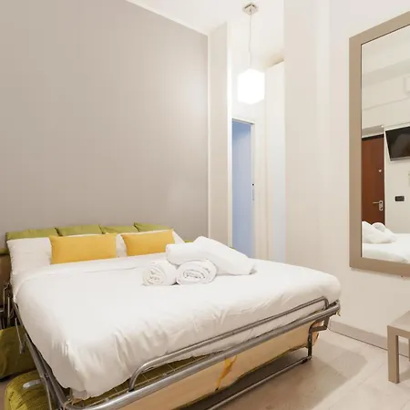 Paolo Sarpi - Arco Della Pace - Tipico Bilocale Milanese Apartamento Milán