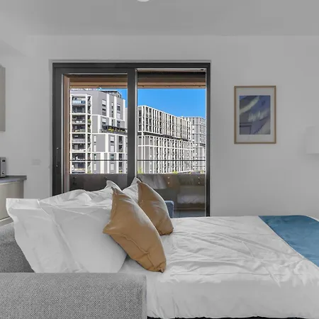 Apartment Feel Uptown Fiera With Terrace & Garage By Ndp Rent *