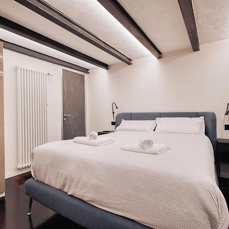 Darsena Luxury Loft - Terrace & Sauna Lejlighed Milano