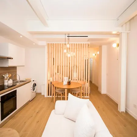 Mahon 1br Superior - Quiet, Near Tram, Metro, Duomo, Station شقة ميلان