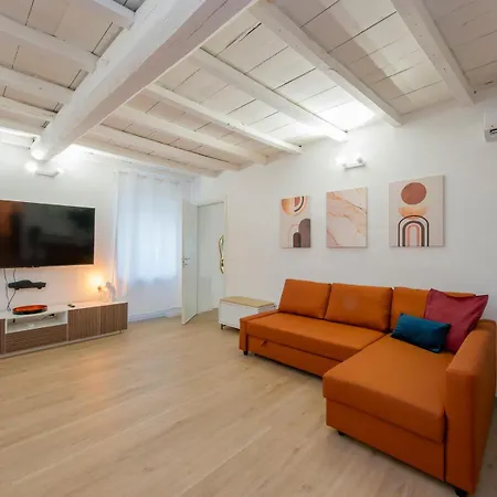 I-host Ornato - Spacious 2br For 10 Guests With 3 Bathrooms Appartement