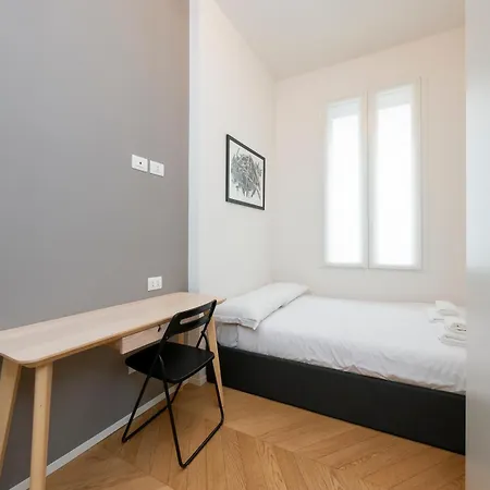 Luxury - Caccialepori 3 *