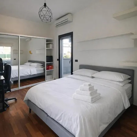 דירה Beautiful Panoramic Penthouse - La Fortezza