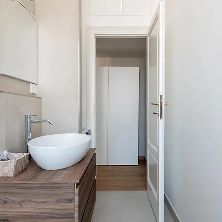Luminoso Bilocale A Citta Studi Apartment