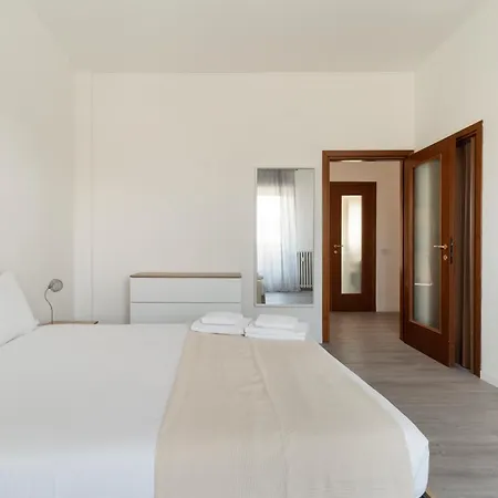Apartamento Guesthost - Comfy Balcony Navigli Milán