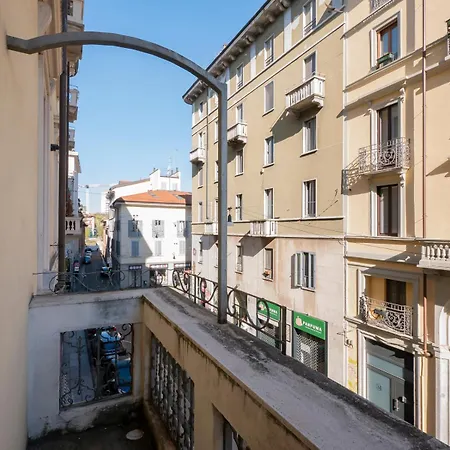 I Host - Vetere 10 *