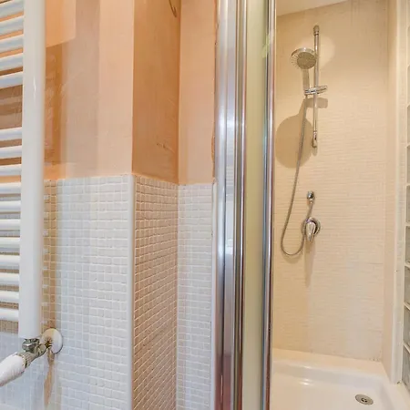 Elegant Loft In Citylife - Wifi - Ac - Happy *