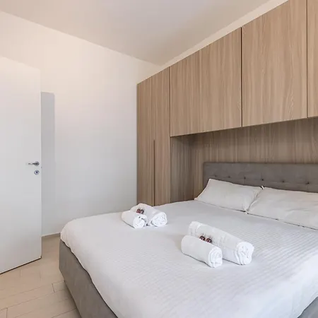 Bright Near Metro Tolstoj - Easy Centre And Linate Access *