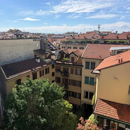 Spectacular View Of The Rooftops Of - Ideal For Long Weekends And Weekly شقة ميلان