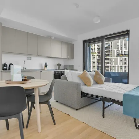 Apartment Feel Uptown Fiera With Terrace & Garage By Ndp Rent Mailand