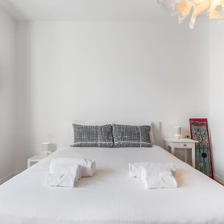M4 Metro Tolstoj - Cozy With Bathroom - Wifi Апартаменты Милан