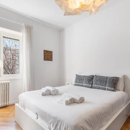 M4 Metro Tolstoj - Cozy With Bathroom - Wifi Апартаменты