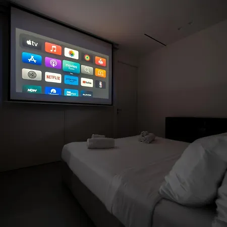 Apartment Luxury Penthouse, Exclusive Design & Private Garage