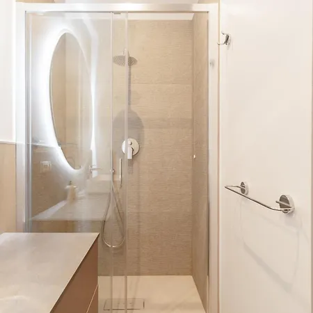 Daire Guesthost - Stylish X4 Isola Mm5 *