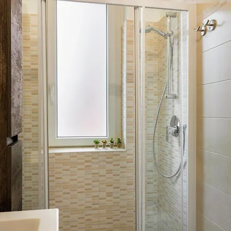 Apartamento Giolitti - Bilocale A Studi - Piola *