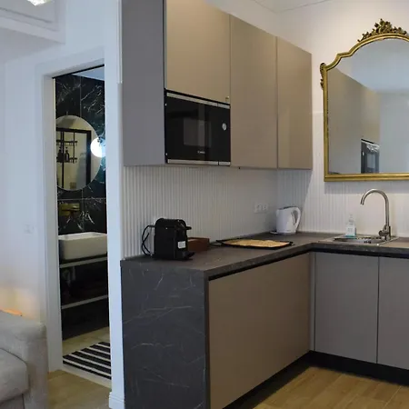 Apartment Loreto Balcony Direct Metro To Duomo