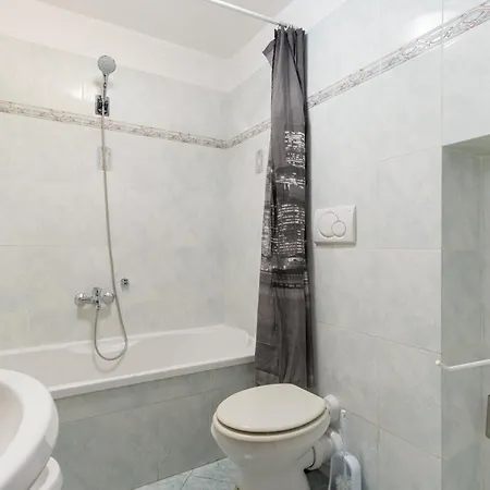 Appartamento Guesthost - Cozy X2 Porta Romana *