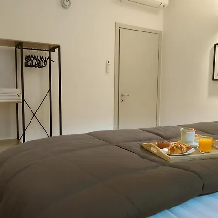 Casa Gianluca, * Milano