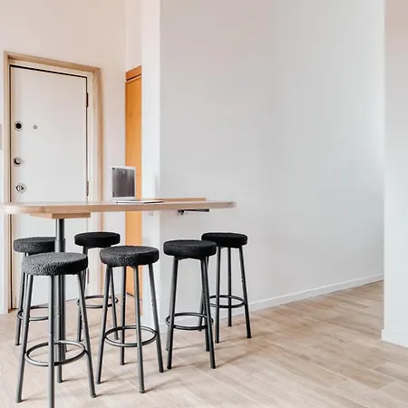 Top-floor Penthouse With Panoramic Terrace - 20 Minutes From San Siro & Duomo Апартаменты
