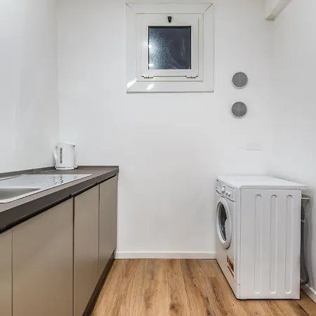 3 Bedroom Porta Venezia Daire