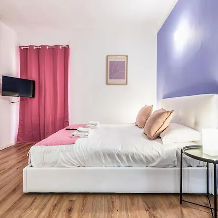 3 Bedroom Porta Venezia * ميلان