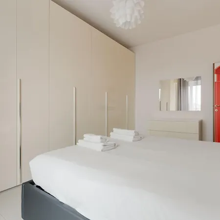 Guesthost - Cozy Crescenzago Mm2 Apartment *