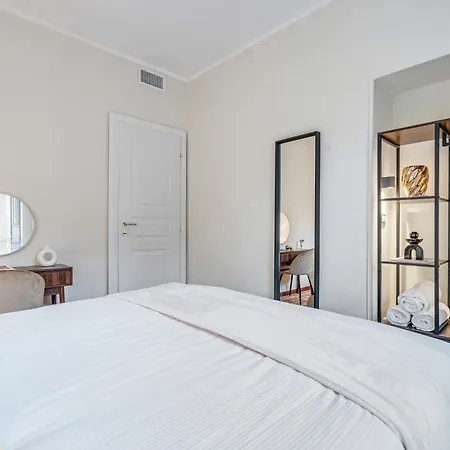 Nirone 19 Apartment *