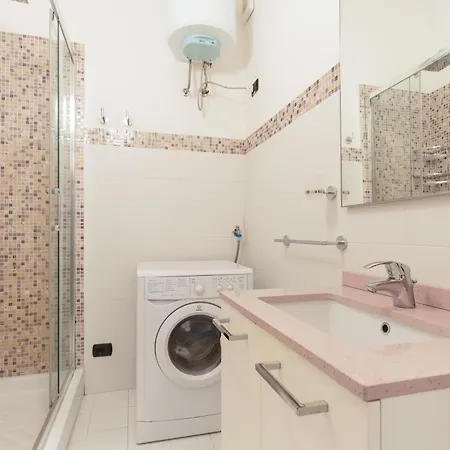 Apartamento Paolo Sarpi - Arco Della Pace - Tipico Bilocale Milanese *