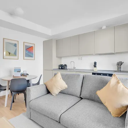 Feel Uptown Fiera With Terrace & Garage By Ndp Rent Apartment Mailand