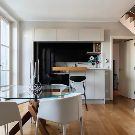 Youhosty - Brera Double Terrace * Mailand