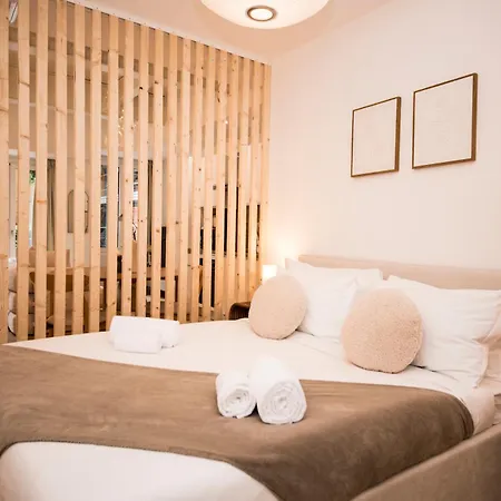 Mahon 1br Superior - Quiet, Near Tram, Metro, Duomo, Station