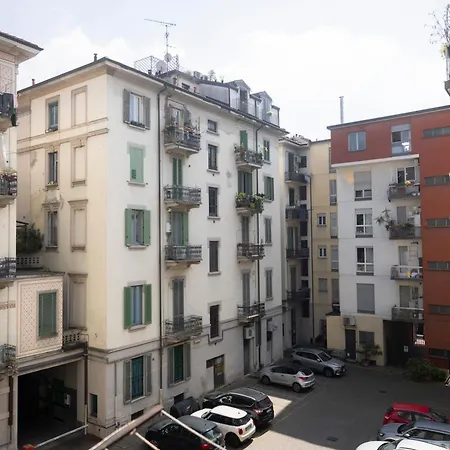 Splendido Trilocale In Zona Isola Milaan