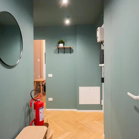Luxury - Caccialepori 3 *