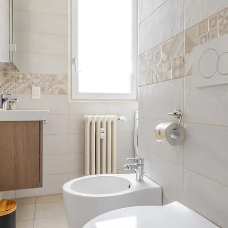 Appartement Magic Rent - Piazzale Carlo Maciachini 11 Milaan